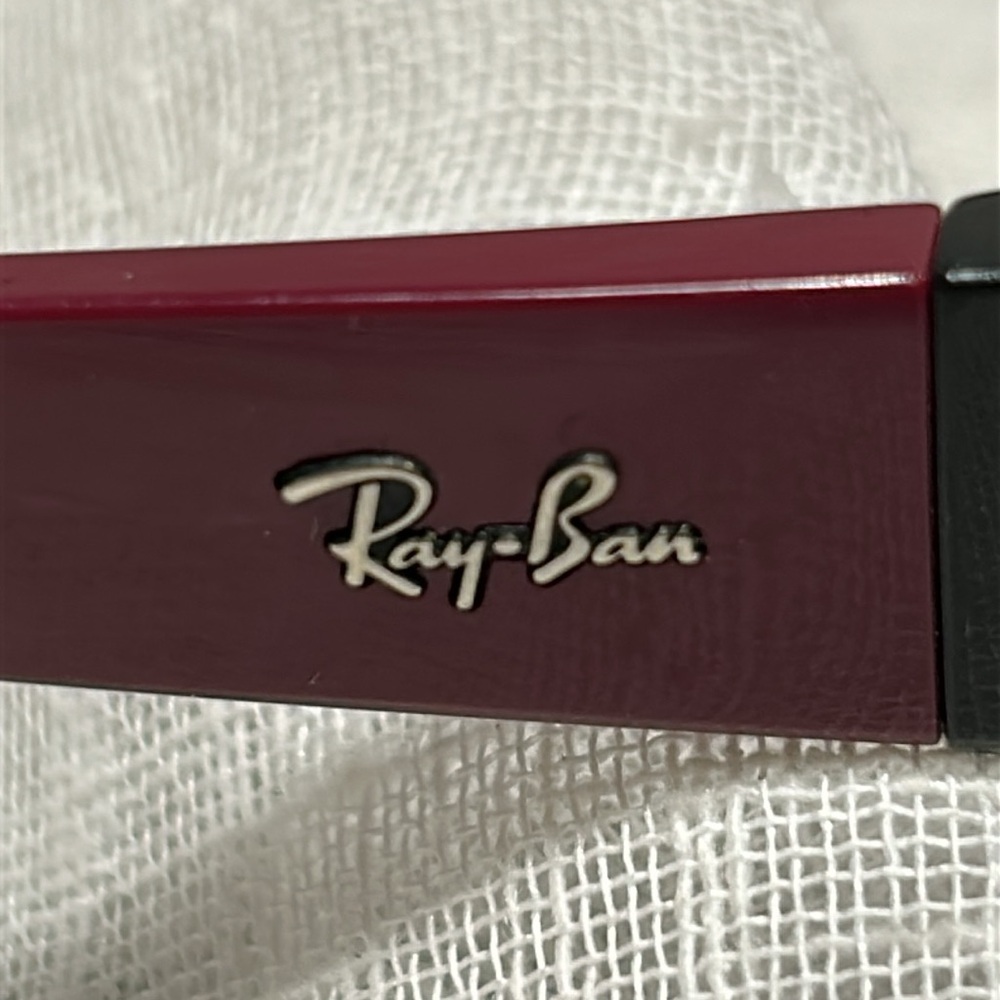 Ray-Ban Polarized sunglasses with case - Picture 8 of 14